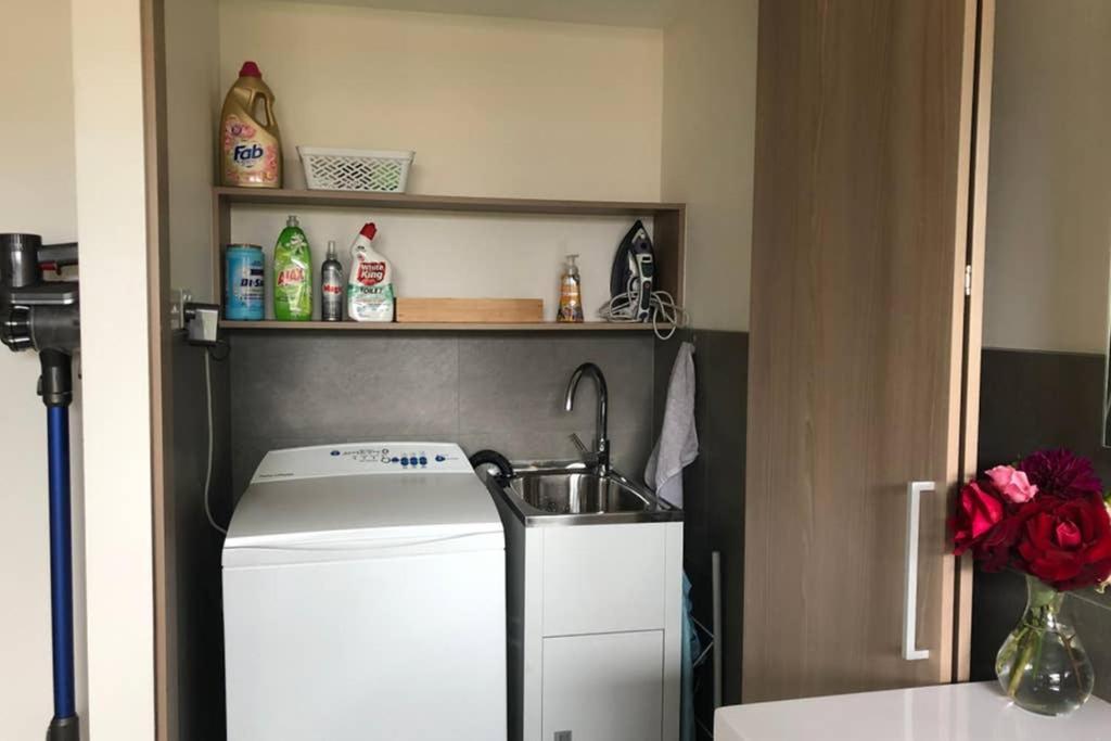 The Snug Premium 1Br Self Contained Apartment Free Netflix Korumburra エクステリア 写真